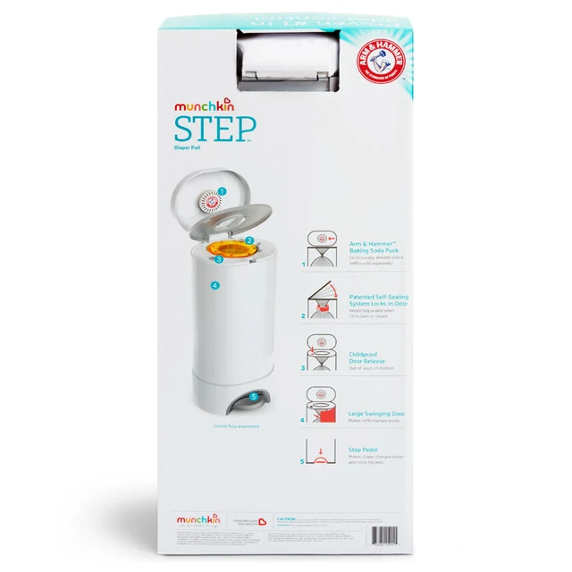 Cubo para pañales Step™ con control de olores Arm & Hammer