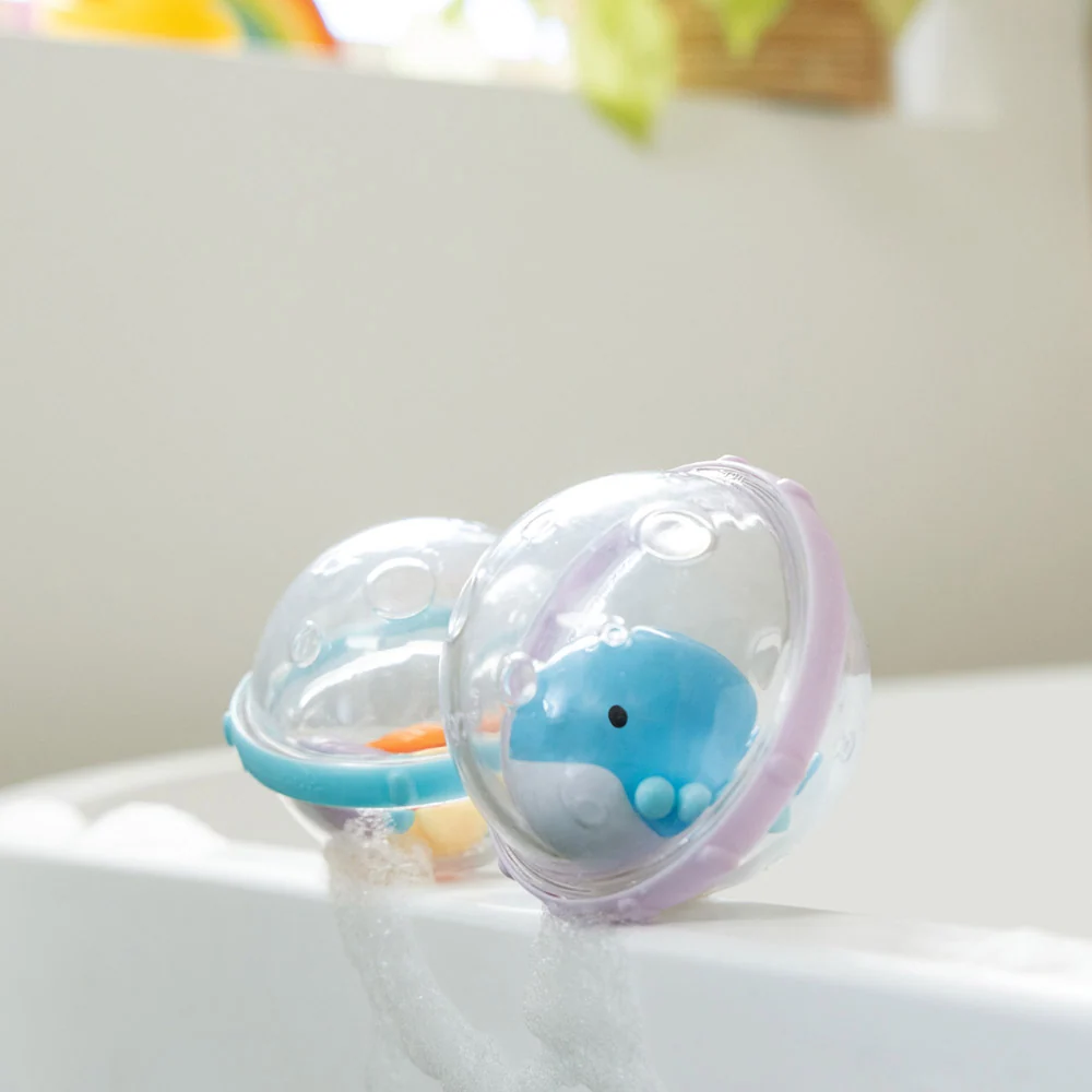 Float & Play Bubbles 4pk Baby Bath Toys That Spin and Rattle